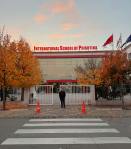 école Internationale De Pristina En Automne